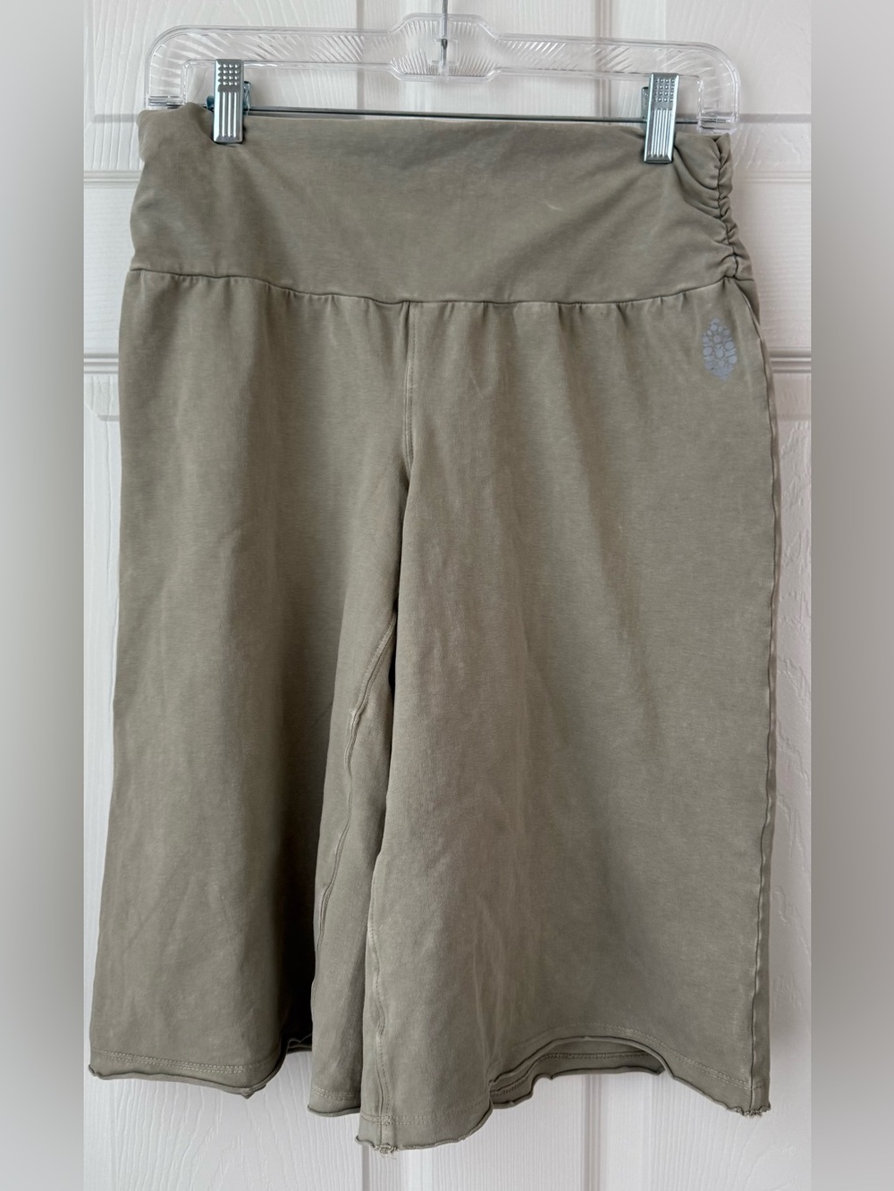 Free people Hot Shot Renewal Pants- **sold out color** -medium